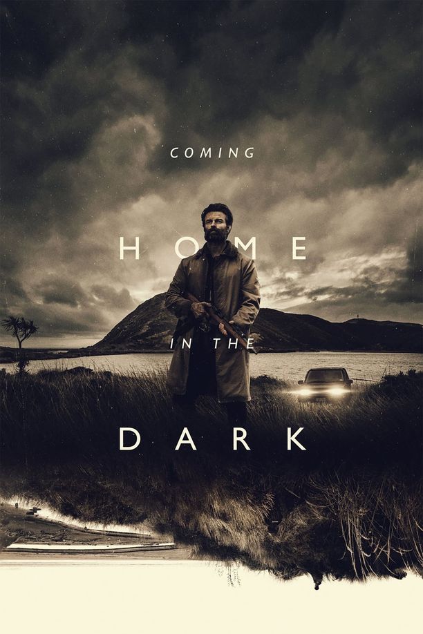 在黑暗中回家Coming Home in the Dark (2021)