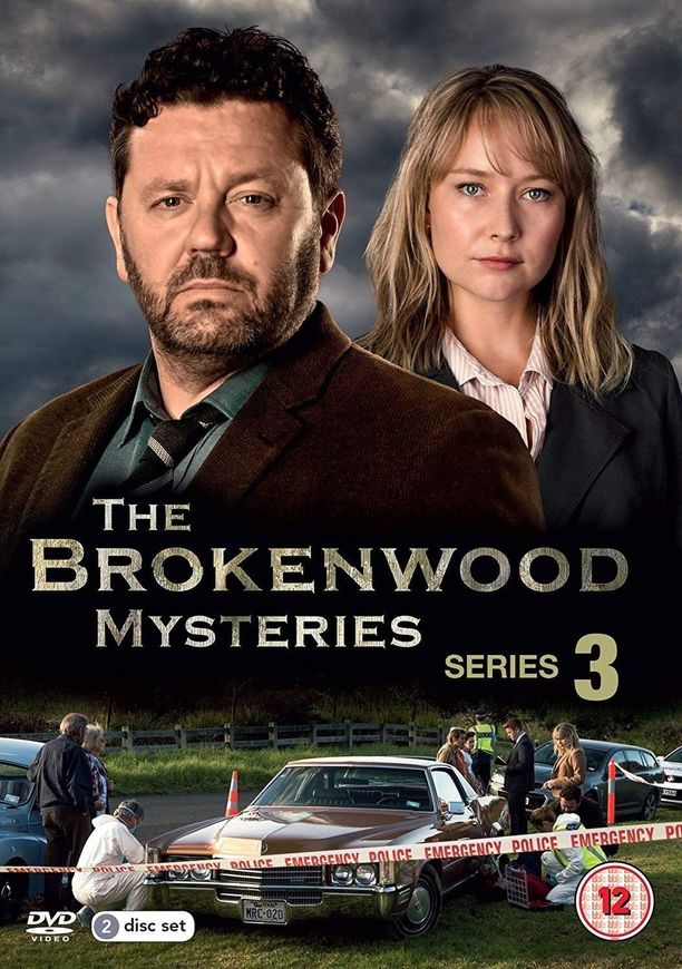 布罗肯伍德疑案    第⁨三⁩季
    The Brokenwood Mysteries (2016)